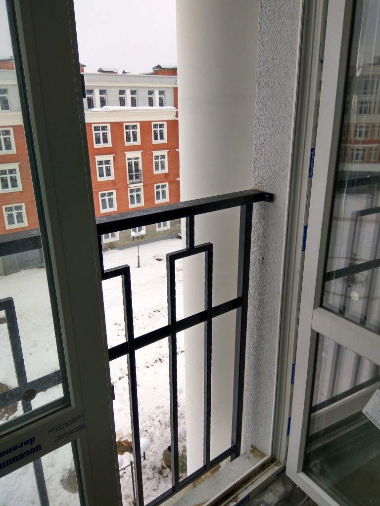 Ограждение балкона стальное